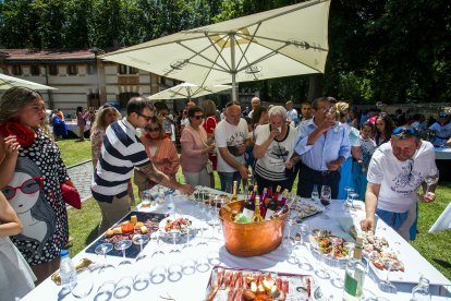 Invitados a la recepción oficial de las fiestas..