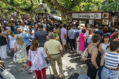 Los burgaleses se han echado a la calle estas fiestas para no perderse ningún detalle.