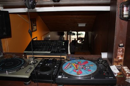 ¿Buscas buen rock y mejor ambiente? La Playa es tu sitio.