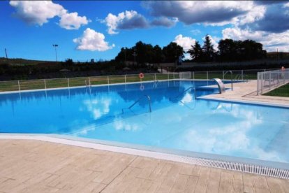 Piscinas de Arcos de la Llana.
