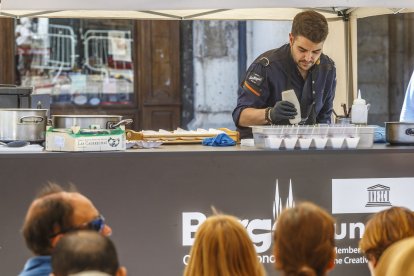 Ricardo Temiño, durante su demostración culinaria.