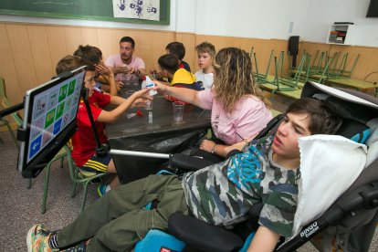 Los niños disfrutan con las actividades propuestas relacionadas con la magia y Harry Potter.