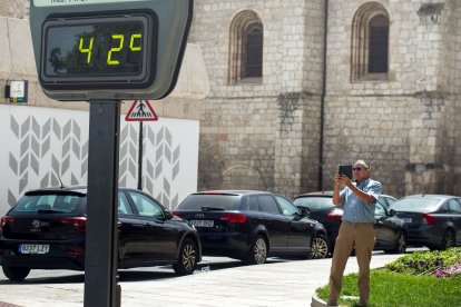 Las imágenes que deja la ola de calor en Burgos.