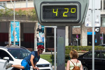 Las imágenes que deja la ola de calor en Burgos.