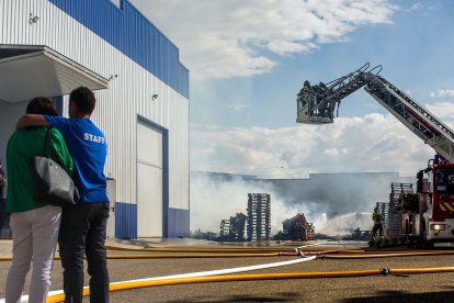 Incendio en Torreplas, polígono de Gamonal.