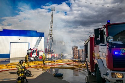 Incendio en Torreplas, polígono de Gamonal.