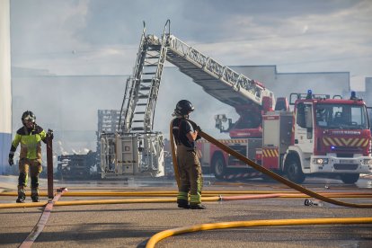 Incendio en Torreplas, polígono de Gamonal.