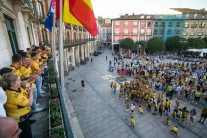 Homenaje de Burgos a los supercampeones de rugby