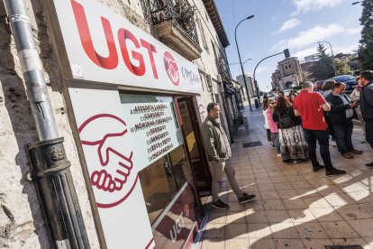 Inauguración de la nueva sede de UGT en Burgos.