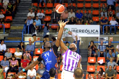 Gran triunfo del Grupo Ureta Tizona en su primer partido.
