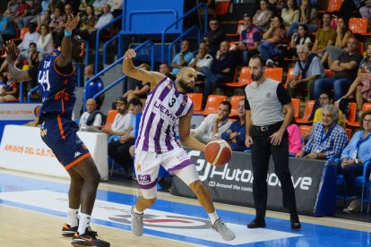 Gran triunfo del Grupo Ureta Tizona en su primer partido.