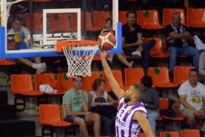 Gran triunfo del Grupo Ureta Tizona en su primer partido.