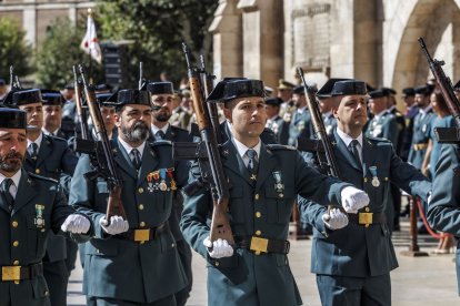 La Guardia Civil celebra de la festividad de la Virgen del Pilar en Burgos.