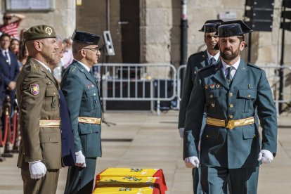 La Guardia Civil celebra de la festividad de la Virgen del Pilar en Burgos.