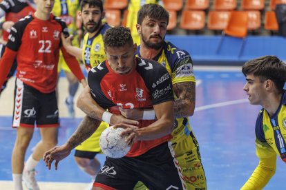 El UBU San Pablo Burgos se impone al Trops Málaga.