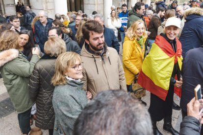 Instante de la concentración contra la amnistía en la Plaza Mayor.