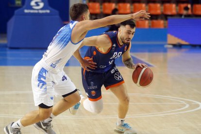 El equipo de Ocampo remonta ante Cáceres en El Plantío.
