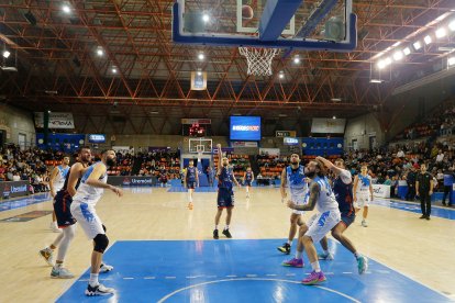 El equipo de Ocampo remonta ante Cáceres en El Plantío.