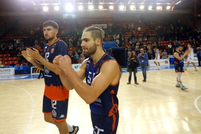 El equipo de Ocampo remonta ante Cáceres en El Plantío.