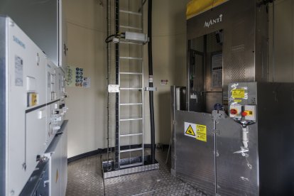 Interior de un aerogenerador del parque eólico Buniel.