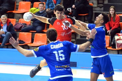 Imagen del partido entre el UBU San Pablo Burgos y el Oviedo.