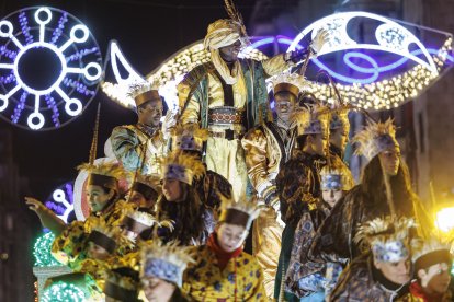 Cabalgata de los Reyes Magos en Burgos 2024.