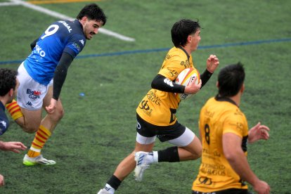 Imagen del partido entre el Recoletas Caja Rural y Santboiana.