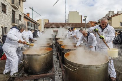 Gamonal celebra la Fiesta de los Titos 2024.