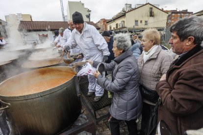 Gamonal celebra la Fiesta de los Titos 2024.
