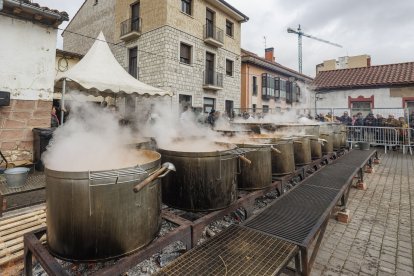 Gamonal celebra la Fiesta de los Titos 2024.