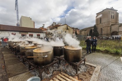 Gamonal celebra la Fiesta de los Titos 2024.