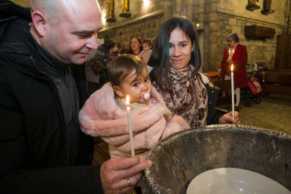 Misa de la Luz en la iglesia Real y Antigua de Gamonal.