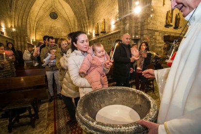 Misa de la Luz en la iglesia Real y Antigua de Gamonal.