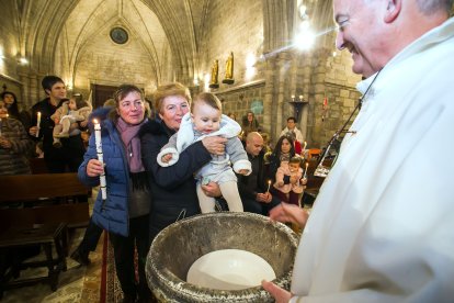 Misa de la Luz en la iglesia Real y Antigua de Gamonal.