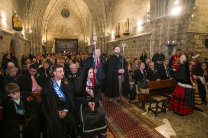 Misa de Las Candelas y entrega del Tito de Oro.