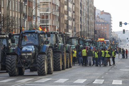 Tractorada multitudinaria en Burgos.