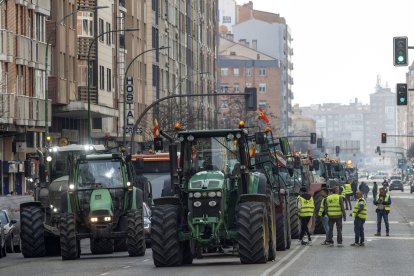 Tractorada multitudinaria en Burgos.