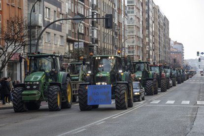 Tractorada multitudinaria en Burgos.