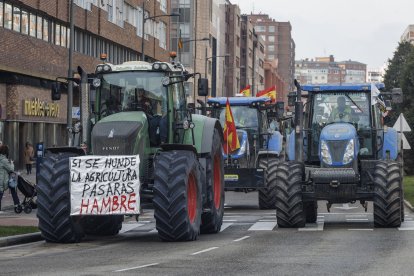 Tractorada multitudinaria en Burgos.