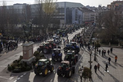 Tractorada multitudinaria en Burgos.