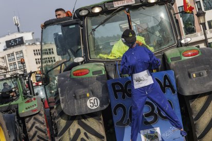 Tractorada multitudinaria en Burgos.