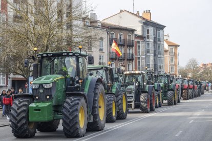 Tractorada multitudinaria en Burgos.