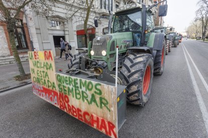 Tractorada multitudinaria en Burgos.