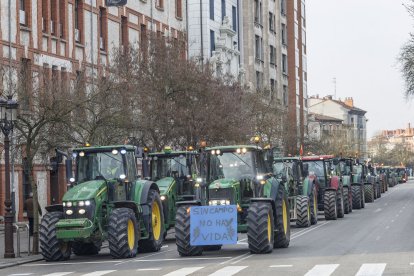 Tractorada multitudinaria en Burgos.