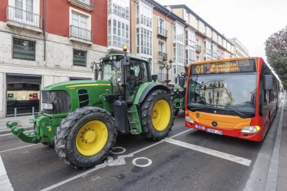 Tractorada multitudinaria en Burgos.