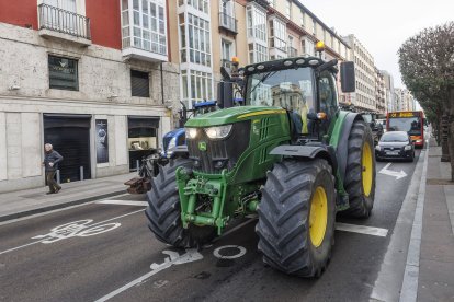 Tractorada multitudinaria en Burgos.