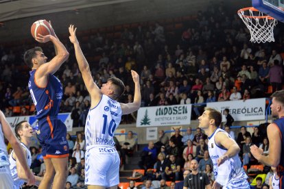 Imagen del partido entre el Tizona y el Guuk Gipuzkoa.