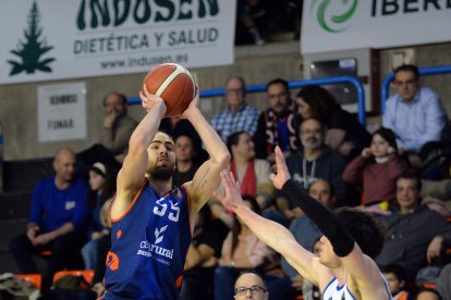 Imagen del partido entre el Tizona y el Guuk Gipuzkoa.