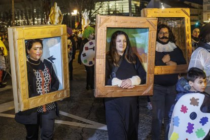 Participantes disfrazados de cuadros famosos.