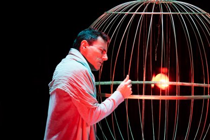 Un año y medio ha costado materializar esta producción. Poco si se compara con los 100 que se ha tardado en estrenar.